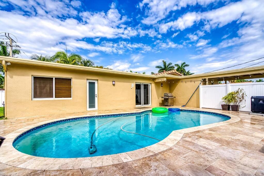 Hollywood Lakes Villa Close To Beach W/Heated Pool Exterior photo