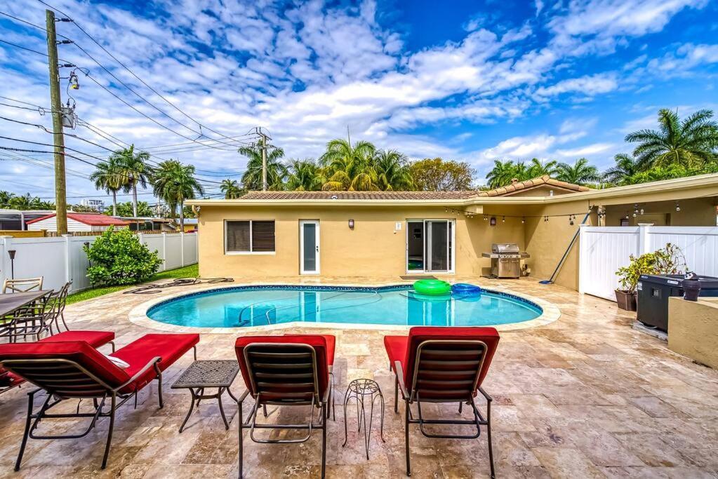 Hollywood Lakes Villa Close To Beach W/Heated Pool Exterior photo